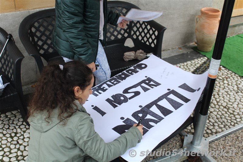 A Cittanova, tutti gli studenti della provincia di Reggio Calabria, uniti per la giornata internazionale dello studente