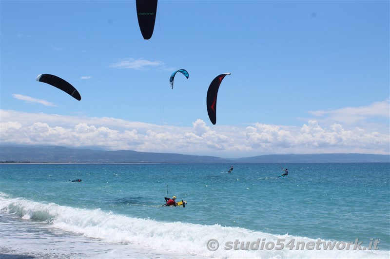 Con Studio54network, ritornano i Mondiali di Kite in Calabria, ritornano all'Hangloose beach di Gizzeria