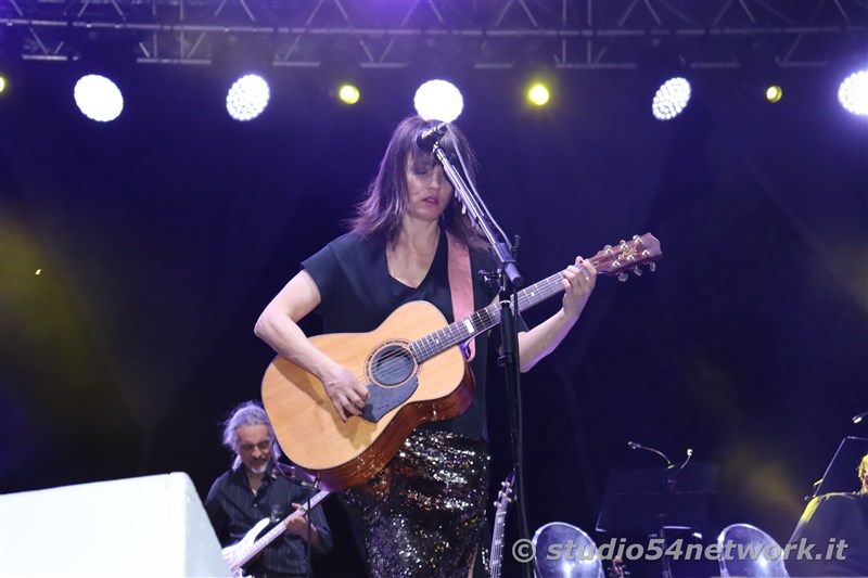 Una grande festa a Messina, in Piazza Duomo, con Carmen Consoli in concerto, in diretta su Studio4network!