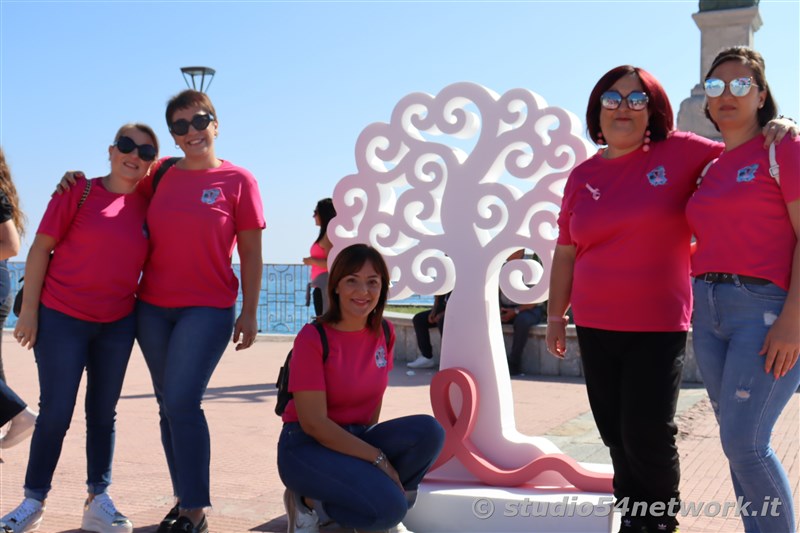 Locri  Padel in Rosa. Per la prevenzione dei tumori al seno la ricerca, domenica 16 ottobre, Locri si colora di rosa.   Su Studio54network ecco tutto il racconto... 