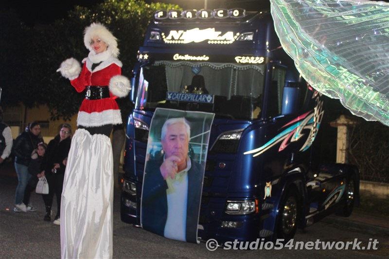 E' Natale a Praia a Mare, con tanta musica, artisti di strada, regali, gadgets, nel 54ChristmasTour, con Studio54network!   