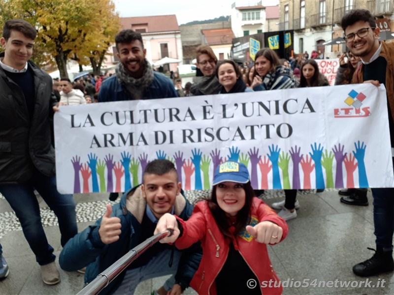 A Cittanova, tutti gli studenti della provincia di Reggio Calabria, uniti per la giornata internazionale dello studente