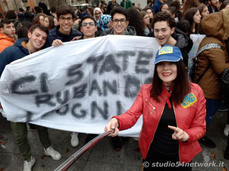 A Cittanova, tutti gli studenti della provincia di Reggio Calabria, uniti per la giornata internazionale dello studente