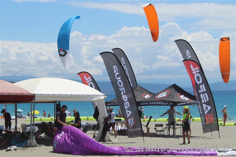 Con Studio54network, ritornano i Mondiali di Kite in Calabria, ritornano all'Hangloose beach di Gizzeria