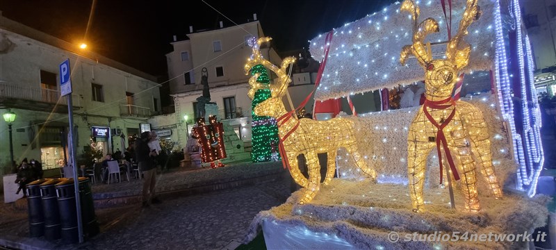 Nella citt di San Francesco, si accende il Natale, con Studio54network.