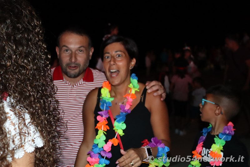 E' una grande festa sul lungomare di Ardore, con il Carnevale estivo e Area54, il djset di Studio54network!