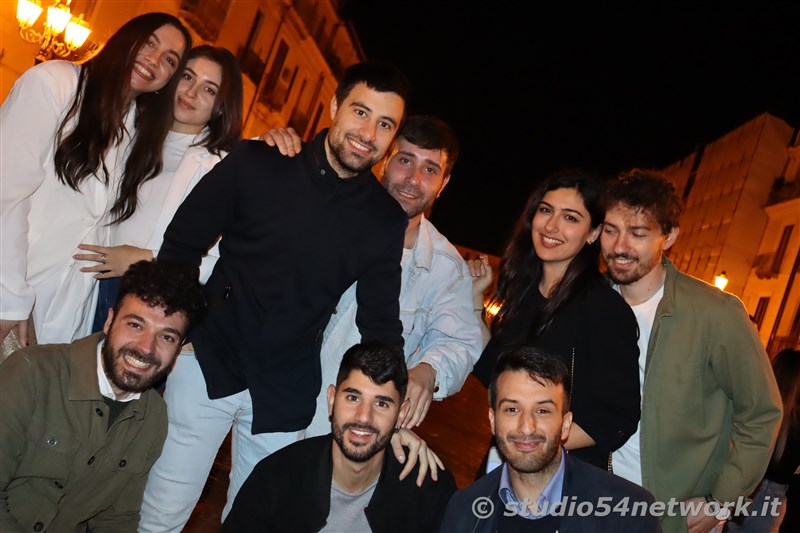 A Lamezia Terme, con l'Amministrazione comunale, tutti a tifare Luigi Strangis, che vince Amici 21