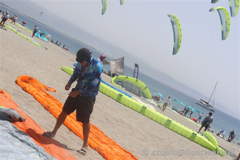 In Calabria, all'Hangloosebeach di Gizzeria, Formula Kite Youth World Championship, su Studio54network 