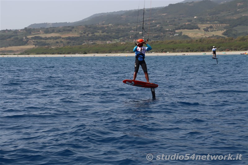 In Calabria, all'Hangloosebeach di Gizzeria, Formula Kite Youth World Championship, su Studio54network 