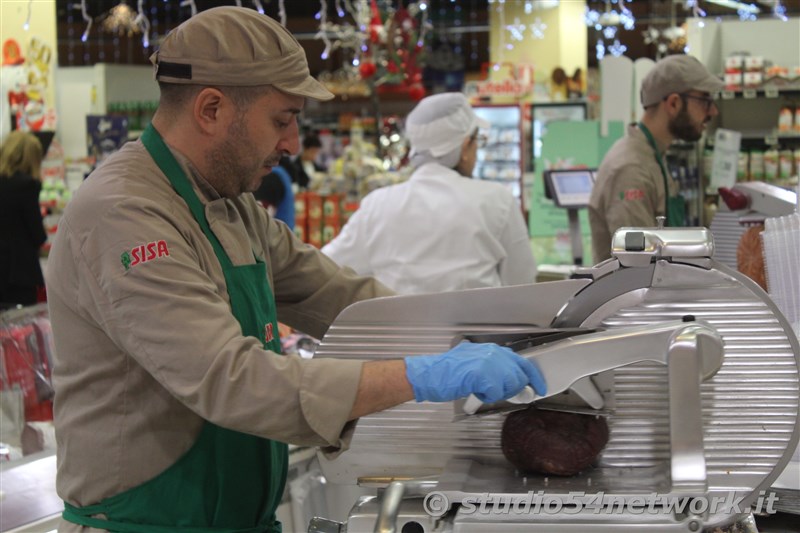 Con Ipersisa  Natale al centro commerciale I Gelsomini, con Studio54network