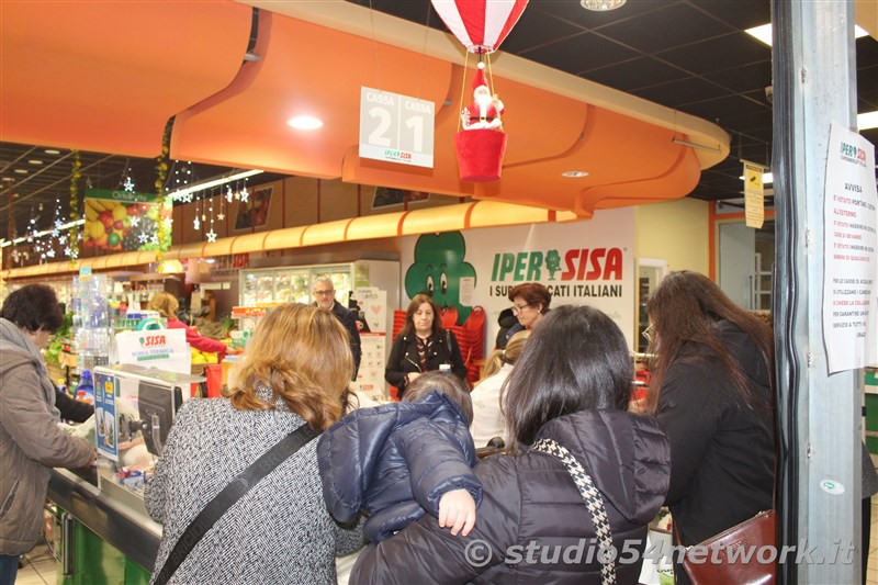 Con Ipersisa  Natale al centro commerciale I Gelsomini, con Studio54network