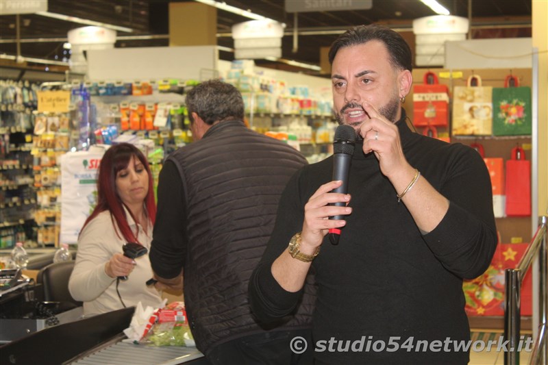 Con Ipersisa  Natale al centro commerciale I Gelsomini, con Studio54network