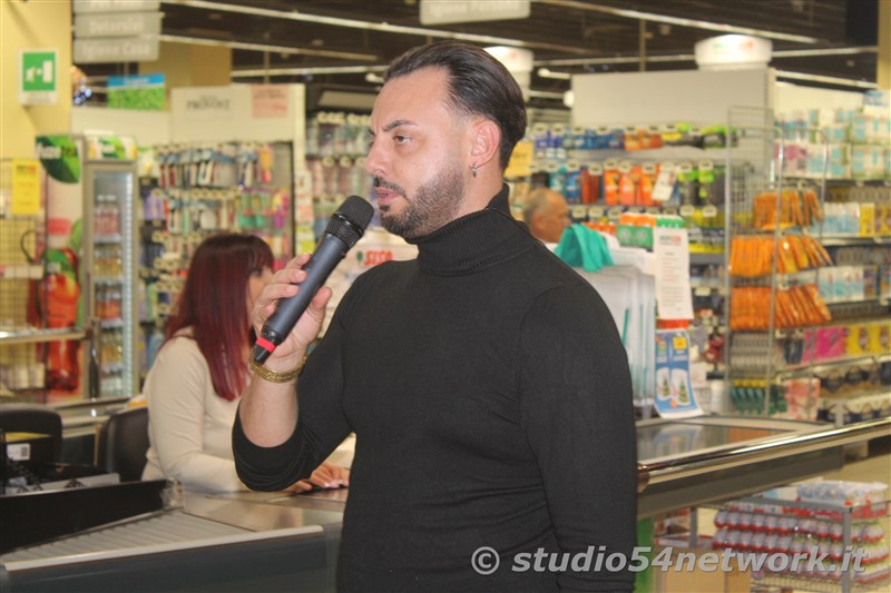 Con Ipersisa  Natale al centro commerciale I Gelsomini, con Studio54network