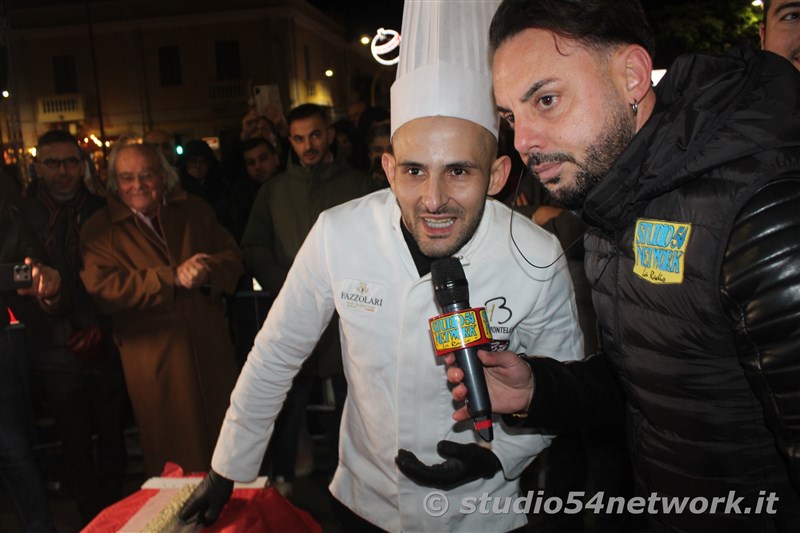 Dopo 10 anni ritorna a Marina di Gioiosa i super evento di dicembre, con il Torrone dei Record. Un grandissima festa golosa, in diretta su Studio54network!