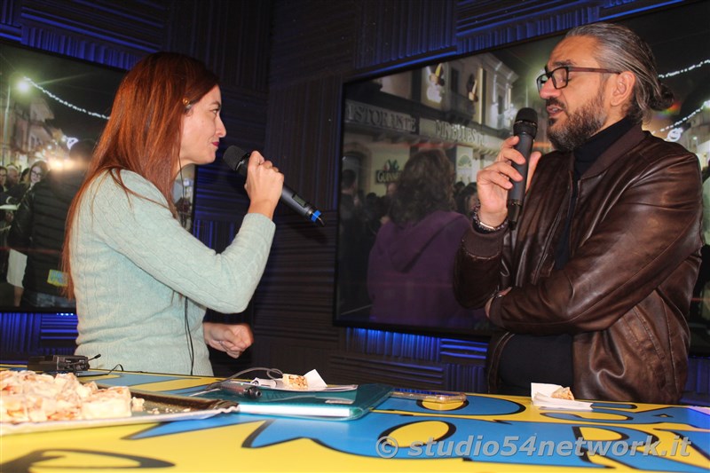 Dopo 10 anni ritorna a Marina di Gioiosa i super evento di dicembre, con il Torrone dei Record. Un grandissima festa golosa, in diretta su Studio54network!