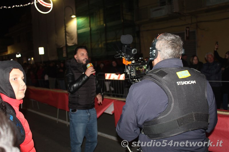 Dopo 10 anni ritorna a Marina di Gioiosa i super evento di dicembre, con il Torrone dei Record. Un grandissima festa golosa, in diretta su Studio54network!