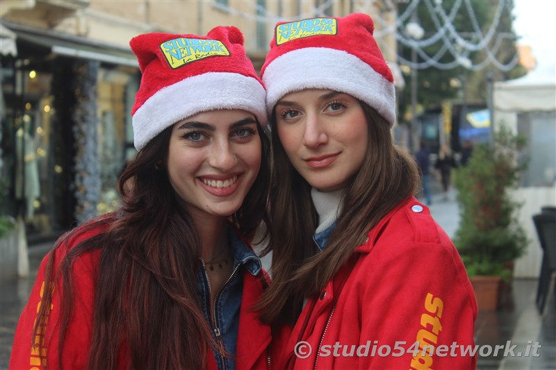 E' Vibo Christmas Shopping, su Corso Vittorio Emanuele III a Vibo Valentia.  Un pomeriggio tutto dedicato allo Shopping Natalizio, con Studio54network e tanti artisti di strada! 