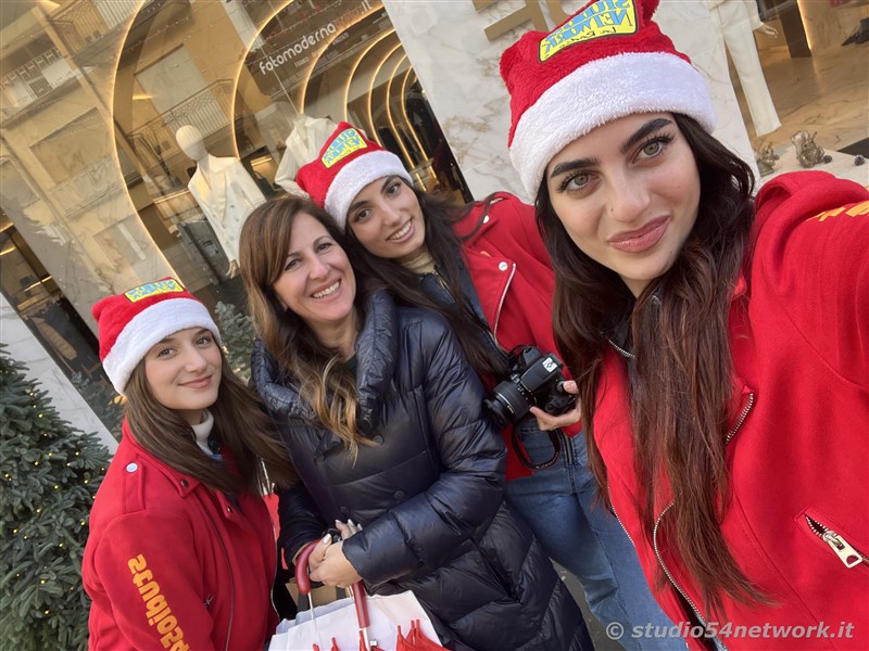 E' Vibo Christmas Shopping, su Corso Vittorio Emanuele III a Vibo Valentia.  Un pomeriggio tutto dedicato allo Shopping Natalizio, con Studio54network e tanti artisti di strada! 