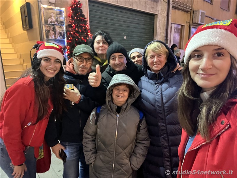 E' Vibo Christmas Shopping, su Corso Vittorio Emanuele III a Vibo Valentia.  Un pomeriggio tutto dedicato allo Shopping Natalizio, con Studio54network e tanti artisti di strada! 