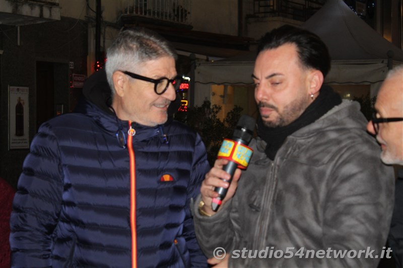 E' Vibo Christmas Shopping, su Corso Vittorio Emanuele III a Vibo Valentia.  Un pomeriggio tutto dedicato allo Shopping Natalizio, con Studio54network e tanti artisti di strada! 