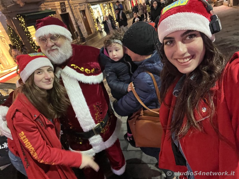 E' Vibo Christmas Shopping, su Corso Vittorio Emanuele III a Vibo Valentia.  Un pomeriggio tutto dedicato allo Shopping Natalizio, con Studio54network e tanti artisti di strada! 