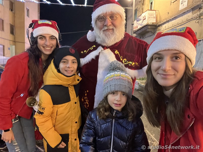 E' Vibo Christmas Shopping, su Corso Vittorio Emanuele III a Vibo Valentia.  Un pomeriggio tutto dedicato allo Shopping Natalizio, con Studio54network e tanti artisti di strada! 