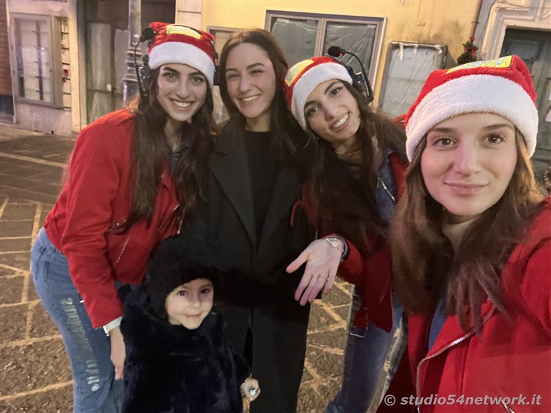 E' Vibo Christmas Shopping, su Corso Vittorio Emanuele III a Vibo Valentia.  Un pomeriggio tutto dedicato allo Shopping Natalizio, con Studio54network e tanti artisti di strada! 