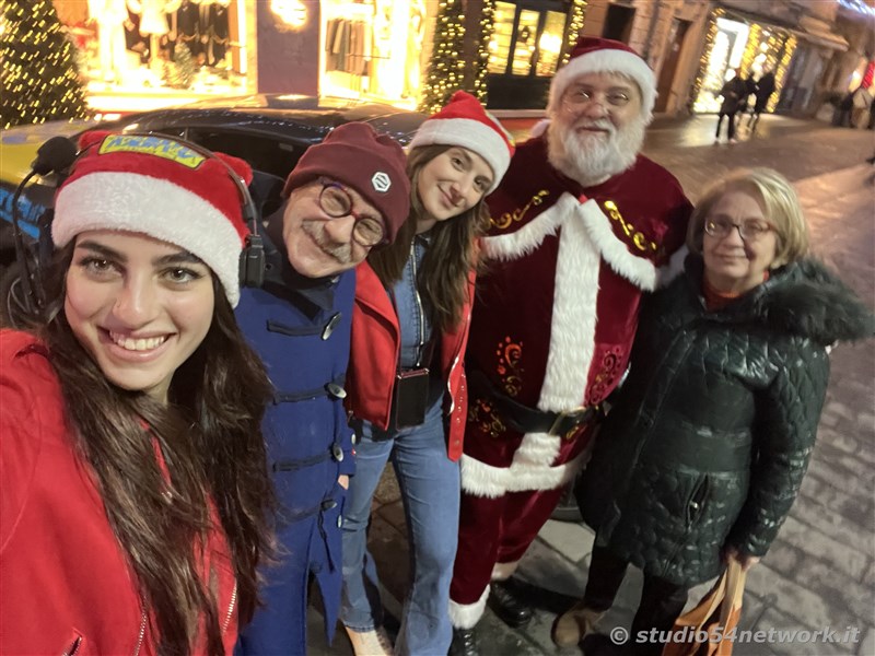 E' Vibo Christmas Shopping, su Corso Vittorio Emanuele III a Vibo Valentia.  Un pomeriggio tutto dedicato allo Shopping Natalizio, con Studio54network e tanti artisti di strada! 