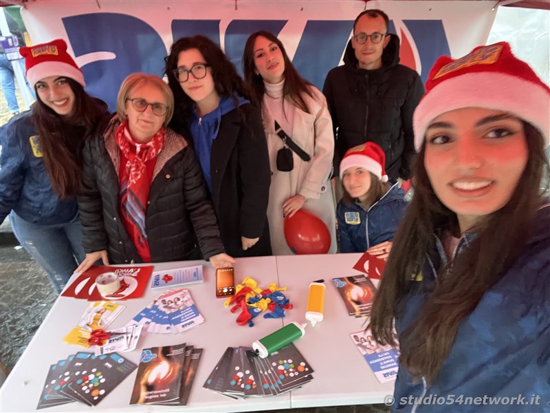 A Lamezia Terme il pi grande evento natalizio calabrese in moto, con i Compatti  Babbo Natale in Moto. Stand, dimostrazioni, Babbo Natale, prove su strada, tutto in diretta su Studio54network!