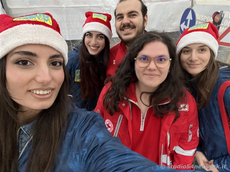 A Lamezia Terme il pi grande evento natalizio calabrese in moto, con i Compatti  Babbo Natale in Moto. Stand, dimostrazioni, Babbo Natale, prove su strada, tutto in diretta su Studio54network!