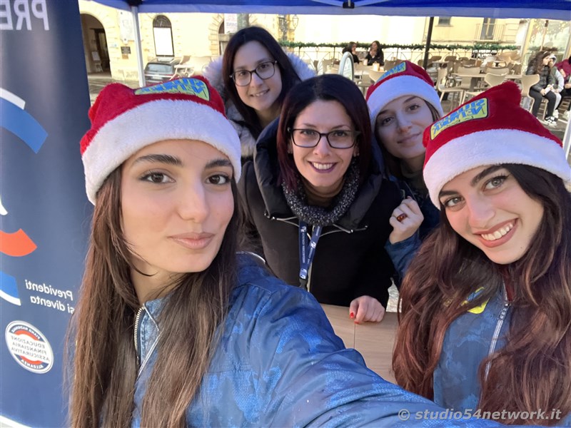 A Lamezia Terme il pi grande evento natalizio calabrese in moto, con i Compatti  Babbo Natale in Moto. Stand, dimostrazioni, Babbo Natale, prove su strada, tutto in diretta su Studio54network!