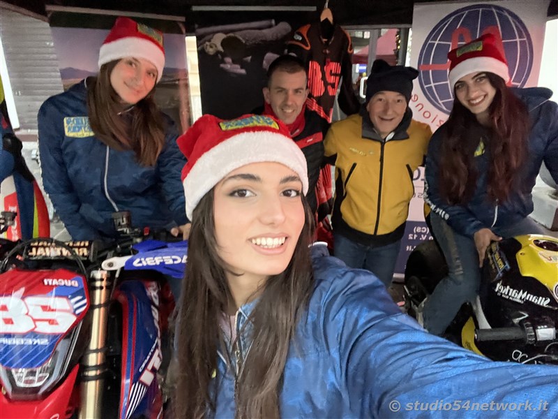 A Lamezia Terme il pi grande evento natalizio calabrese in moto, con i Compatti  Babbo Natale in Moto. Stand, dimostrazioni, Babbo Natale, prove su strada, tutto in diretta su Studio54network!