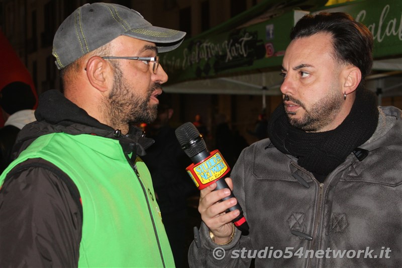 A Lamezia Terme il pi grande evento natalizio calabrese in moto, con i Compatti  Babbo Natale in Moto. Stand, dimostrazioni, Babbo Natale, prove su strada, tutto in diretta su Studio54network!