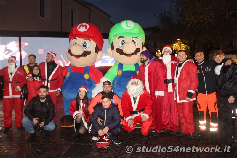 A Lamezia Terme il pi grande evento natalizio calabrese in moto, con i Compatti  Babbo Natale in Moto. Stand, dimostrazioni, Babbo Natale, prove su strada, tutto in diretta su Studio54network!