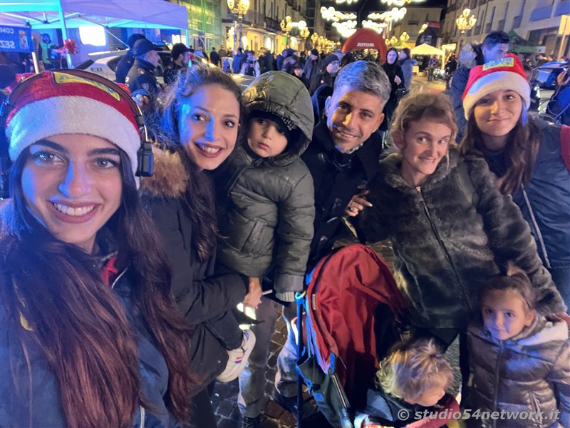 A Lamezia Terme il pi grande evento natalizio calabrese in moto, con i Compatti  Babbo Natale in Moto. Stand, dimostrazioni, Babbo Natale, prove su strada, tutto in diretta su Studio54network!