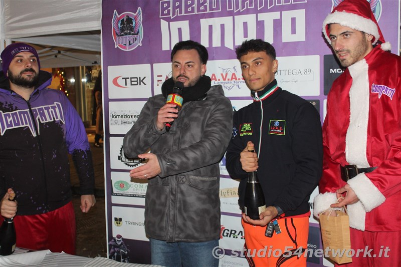 A Lamezia Terme il pi grande evento natalizio calabrese in moto, con i Compatti  Babbo Natale in Moto. Stand, dimostrazioni, Babbo Natale, prove su strada, tutto in diretta su Studio54network!