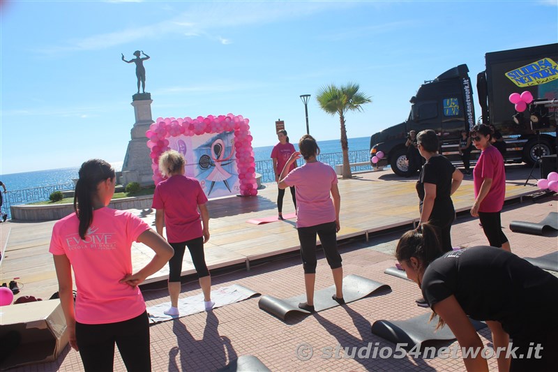 Lo Sport unito per Nole, nella III Edizione di Padel in Rosa, sul lungomare di Locri, per la lotta ai tumori al seno, in radiovisione su Studio54network!