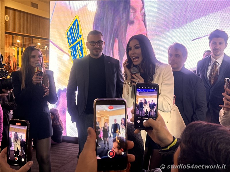 Con Elisabetta Gregoraci, l'estrazione finale di Fai Shopping e Vinci. Al Centro Commerciale La Gru e in diretta interregionale solo su Studio54network