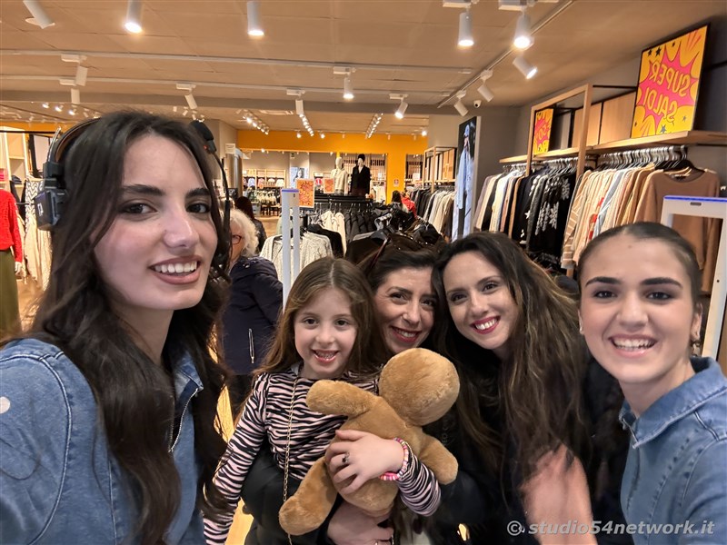 Con Elisabetta Gregoraci, l'estrazione finale di Fai Shopping e Vinci. Al Centro Commerciale La Gru e in diretta interregionale solo su Studio54network