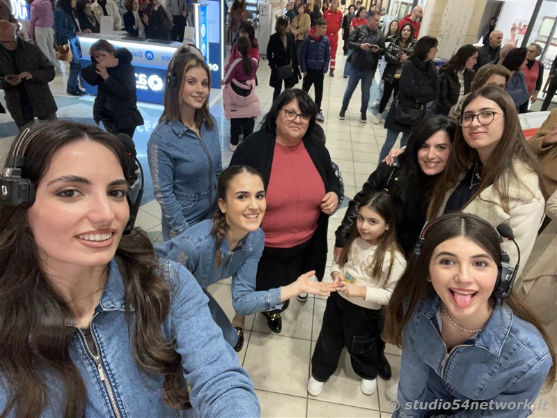 Con Elisabetta Gregoraci, l'estrazione finale di Fai Shopping e Vinci. Al Centro Commerciale La Gru e in diretta interregionale solo su Studio54network