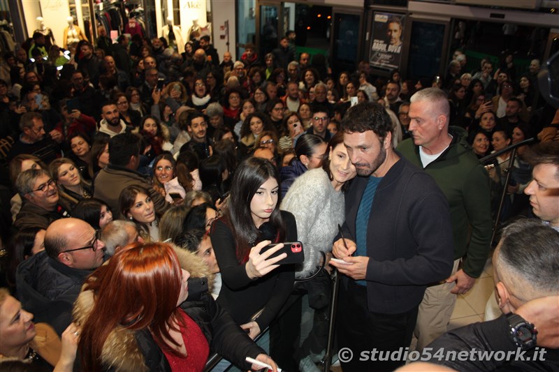 La Notte degli SConti, a La Galleria di Bovalino,  con Raoul Bova e  Studio54network,  soldout