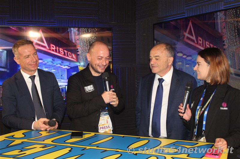 La settantacinquesima edizione del festival di Sanremo raccontata con tutti i dietro le quinte, in un programma lungo un'intera settimana in diretta interregionale e radiovisione su Studio54network, con Partner unico Calabria Straordinaria