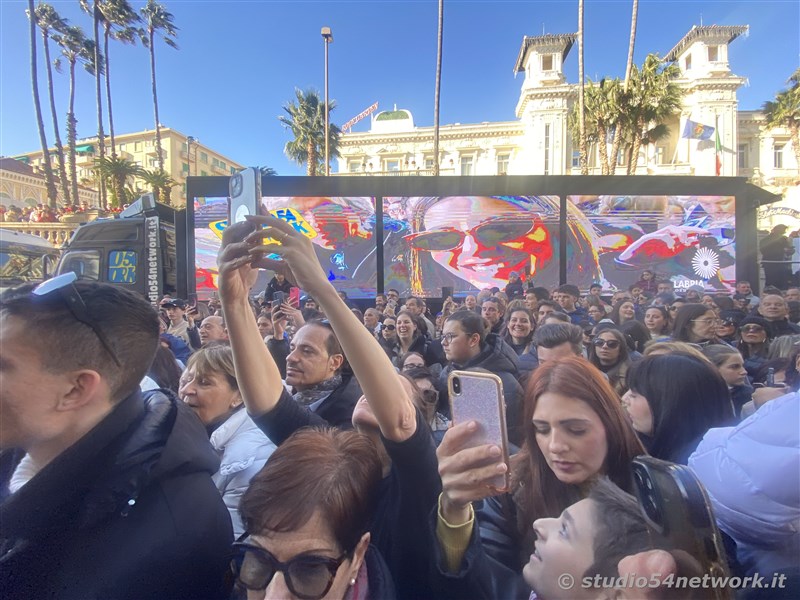 La settantacinquesima edizione del festival di Sanremo raccontata con tutti i dietro le quinte, in un programma lungo un'intera settimana in diretta interregionale e radiovisione su Studio54network, con Partner unico Calabria Straordinaria