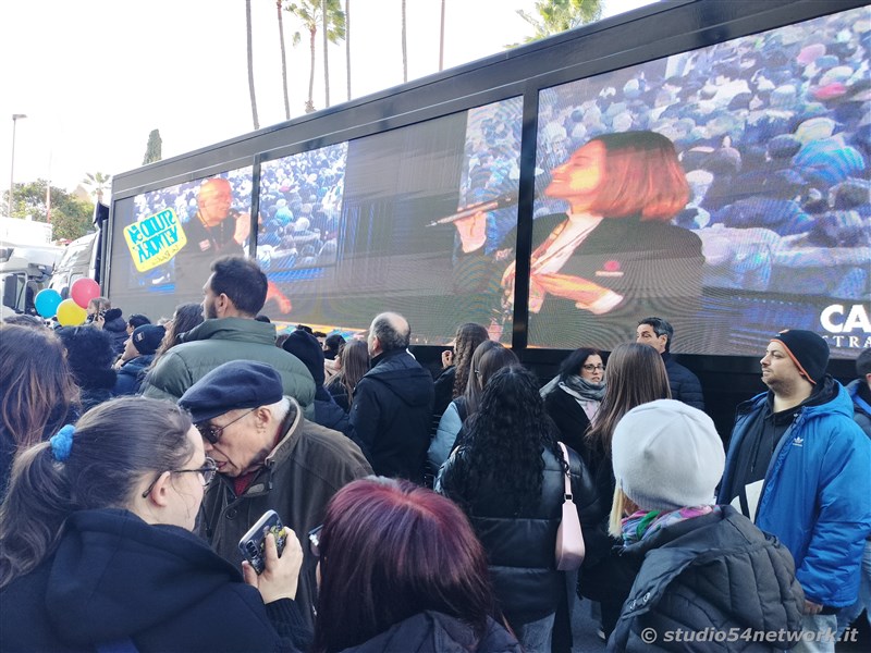 La settantacinquesima edizione del festival di Sanremo raccontata con tutti i dietro le quinte, in un programma lungo un'intera settimana in diretta interregionale e radiovisione su Studio54network, con Partner unico Calabria Straordinaria