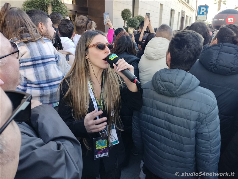 La settantacinquesima edizione del festival di Sanremo raccontata con tutti i dietro le quinte, in un programma lungo un'intera settimana in diretta interregionale e radiovisione su Studio54network, con Partner unico Calabria Straordinaria