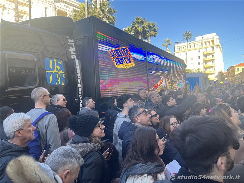 La settantacinquesima edizione del festival di Sanremo raccontata con tutti i dietro le quinte, in un programma lungo un'intera settimana in diretta interregionale e radiovisione su Studio54network, con Partner unico Calabria Straordinaria