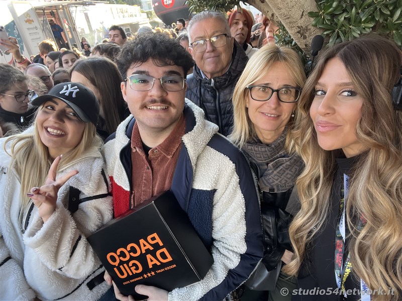 La settantacinquesima edizione del festival di Sanremo raccontata con tutti i dietro le quinte, in un programma lungo un'intera settimana in diretta interregionale e radiovisione su Studio54network, con Partner unico Calabria Straordinaria