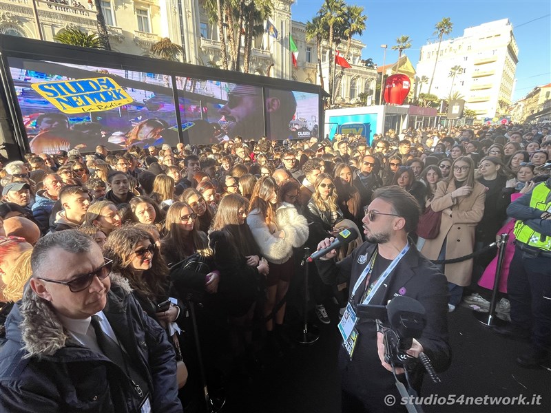 La settantacinquesima edizione del festival di Sanremo raccontata con tutti i dietro le quinte, in un programma lungo un'intera settimana in diretta interregionale e radiovisione su Studio54network, con Partner unico Calabria Straordinaria