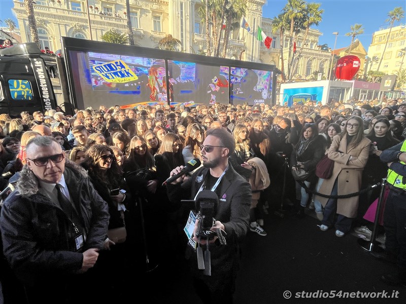 La settantacinquesima edizione del festival di Sanremo raccontata con tutti i dietro le quinte, in un programma lungo un'intera settimana in diretta interregionale e radiovisione su Studio54network, con Partner unico Calabria Straordinaria