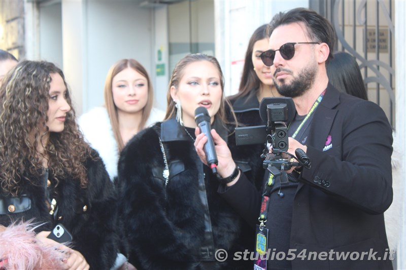 La settantacinquesima edizione del festival di Sanremo raccontata con tutti i dietro le quinte, in un programma lungo un'intera settimana in diretta interregionale e radiovisione su Studio54network, con Partner unico Calabria Straordinaria